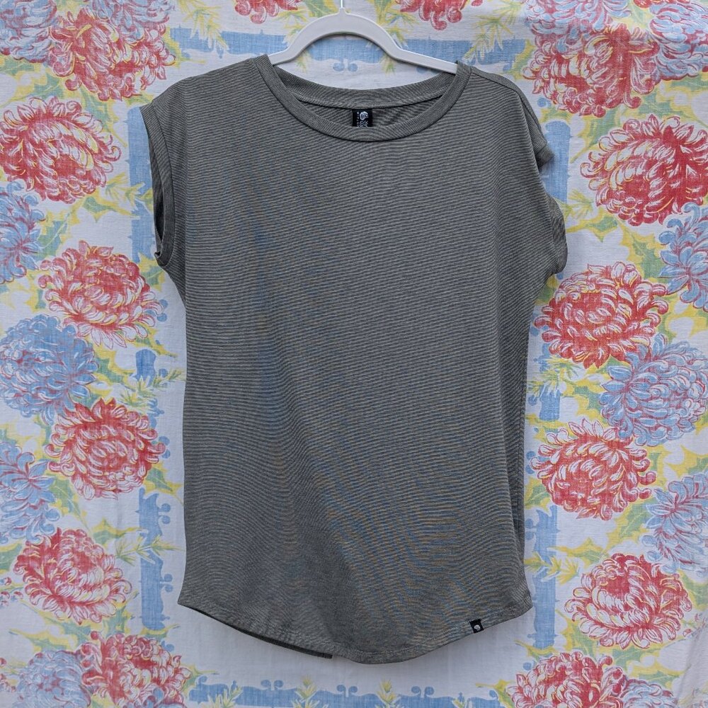 Mountain Hardwear Medium Everyday Perfect Short-Sleeve T-Shirt Gray - Picture 2 of 11